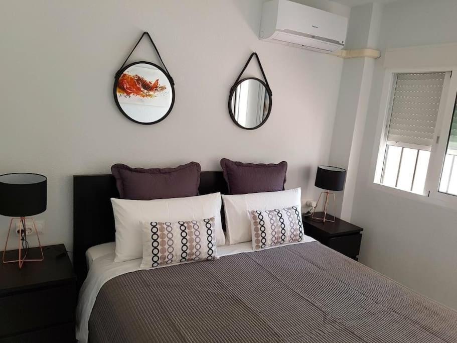 Beautiful Apartment In La Carihuela, トレモリノス エクステリア 写真